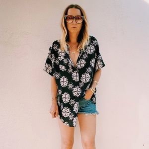 ❌SOLD ❌ Novella Royal Black Moonrise Kingman Shirt M/L